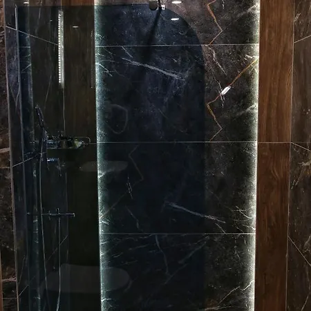 Gueven Park Residance & *