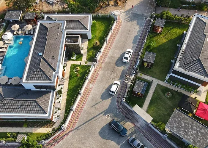 Gueven Park Residance & *